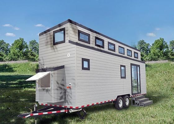 Stijlvolle geprefabriceerde kleine huizen op wielen: moderne kleine huisontwerpen met trailer voor Airbnb