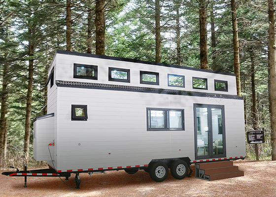 Voorgefabriceerd trailerhuis Kleine woning op wielen warm te verkopen mobiele kleine woning