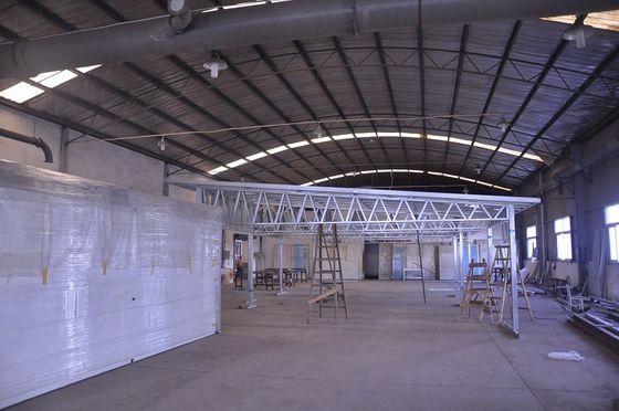 Vinnige installatie Op maat gemaakte lichtstaalframe Prefab opslagruimte/fabriek/metalen garage