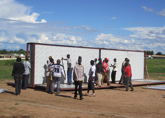 Noodsituatieschuilplaats voor Families, Draagbare Noodsituatiehuisvesting voor de isolatie van het het staalkader van de Noodsituatieaanpassing